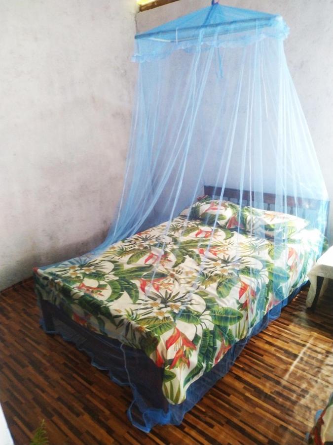 Thomasz House Apartman Ahangama Kültér fotó